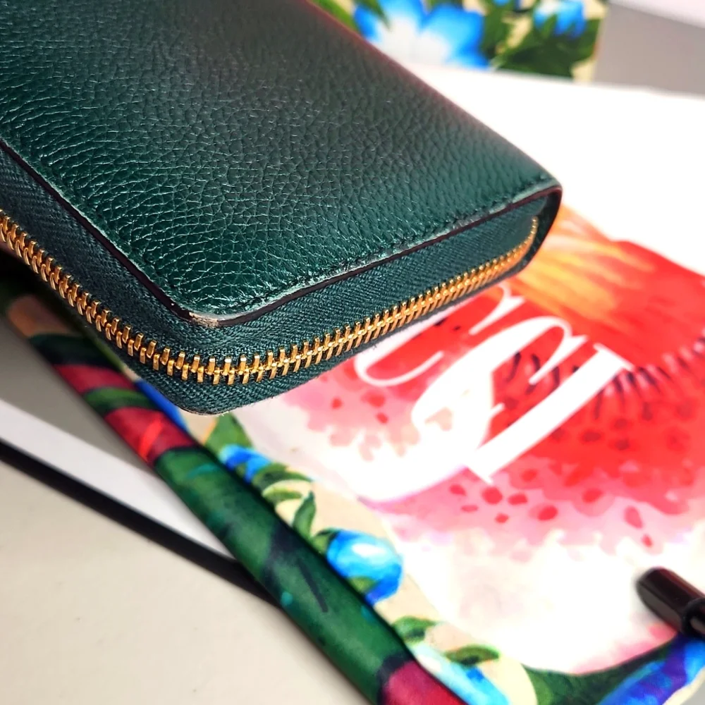 Gucci Zumi Green Two Tone GG Horsebit Zip Wallet - Picture 8 of 13